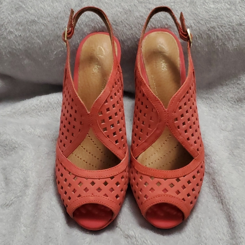 Clarks Artisan heels